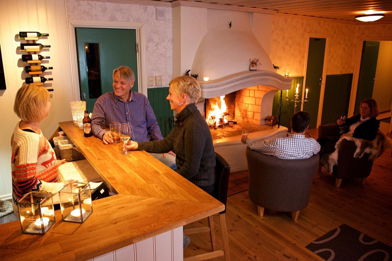 Pine Bay Lodge Person Eksteriør bilde