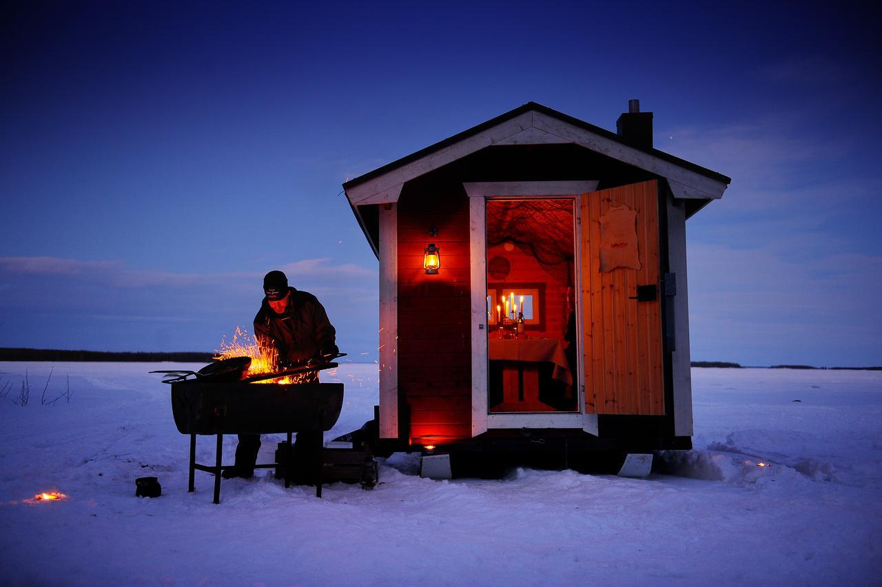 Pine Bay Lodge Person Eksteriør bilde